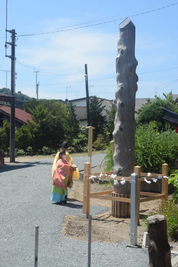 南部町の諏訪神社本社が完成　創建８００年記念で建て替え