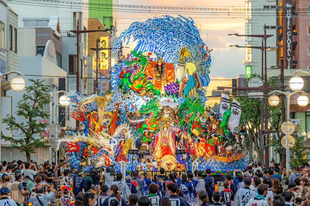 八戸三社大祭の移動型山車、本格活用へ　１０市大祭典で運行、１０月には市庁前展示