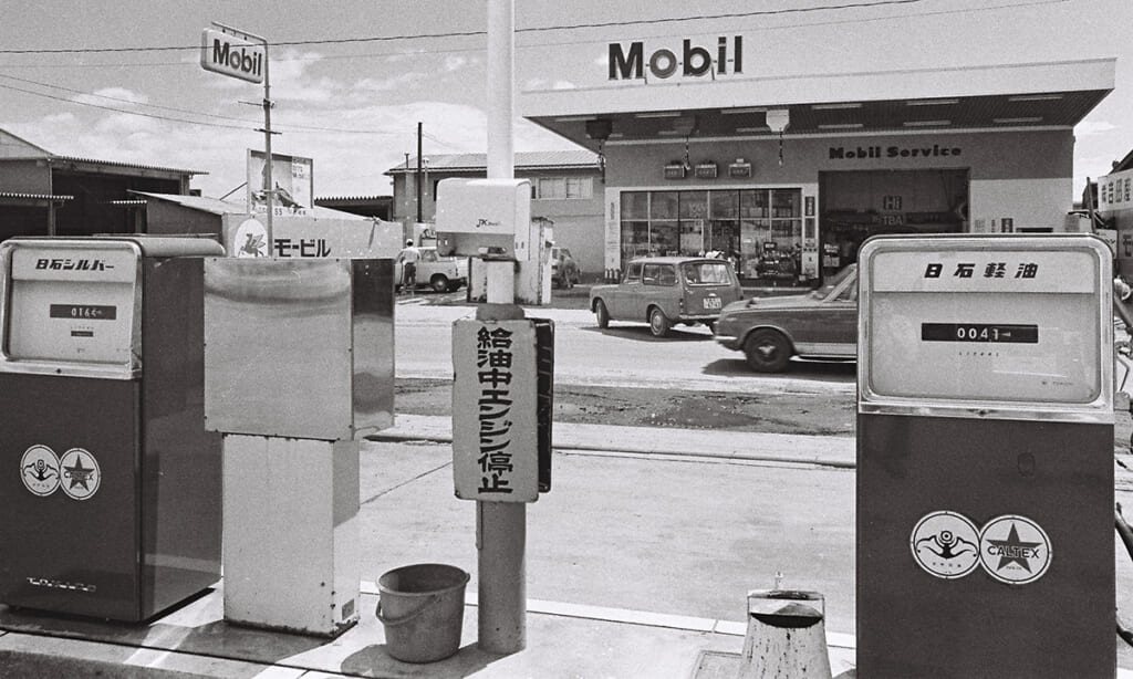 モノクロームに色をつけて 北奥羽カラー写真館】消えたブランド